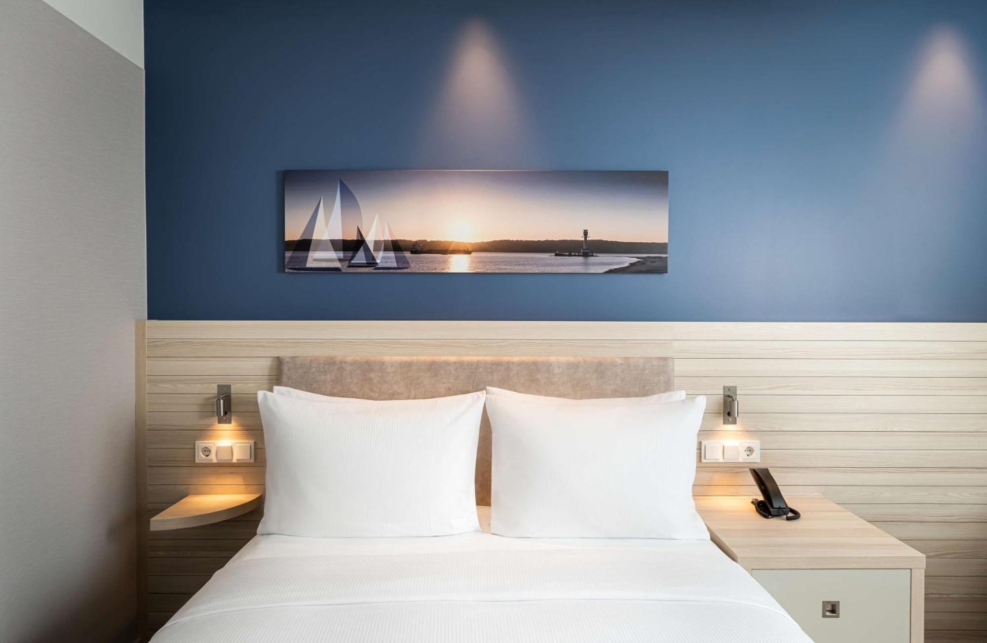 מלון Hampton By Hilton קיל מראה חיצוני תמונה