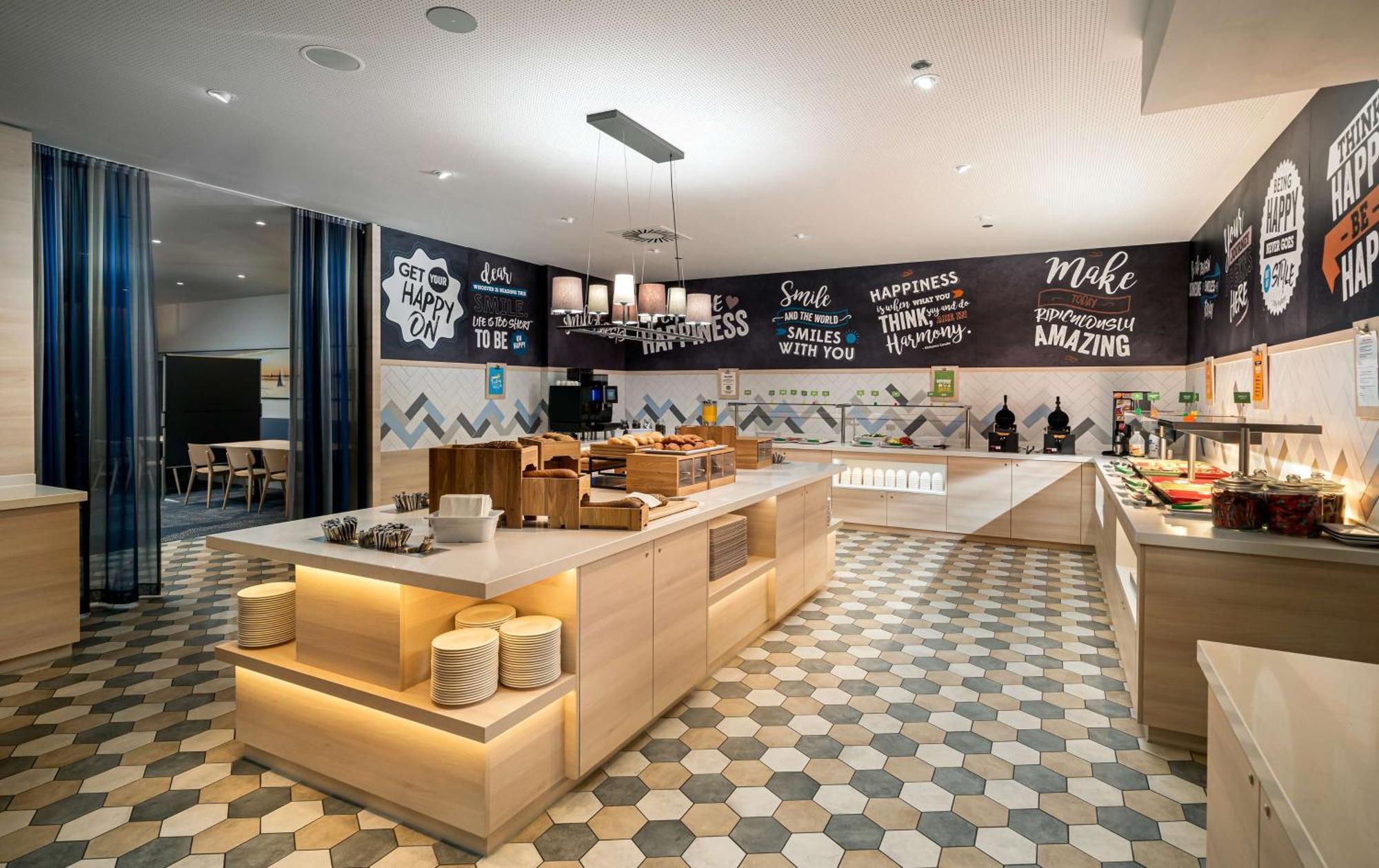מלון Hampton By Hilton קיל מראה חיצוני תמונה
